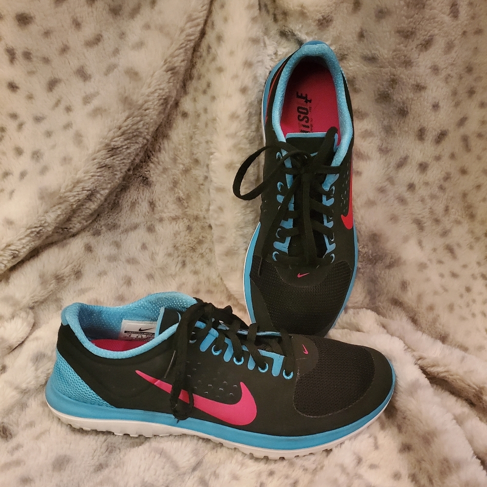 Nike Fitsole Sneakers